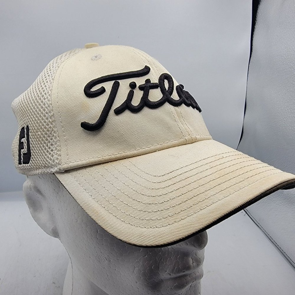 Titleist Golf FJ Pro V1 New Era White Mesh Flex Fit Fitted Baseball Cap Hat L/XL